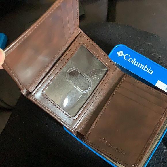 New Colombia Leather Slim Trifold Wallet New in box - Picture 3 of 5